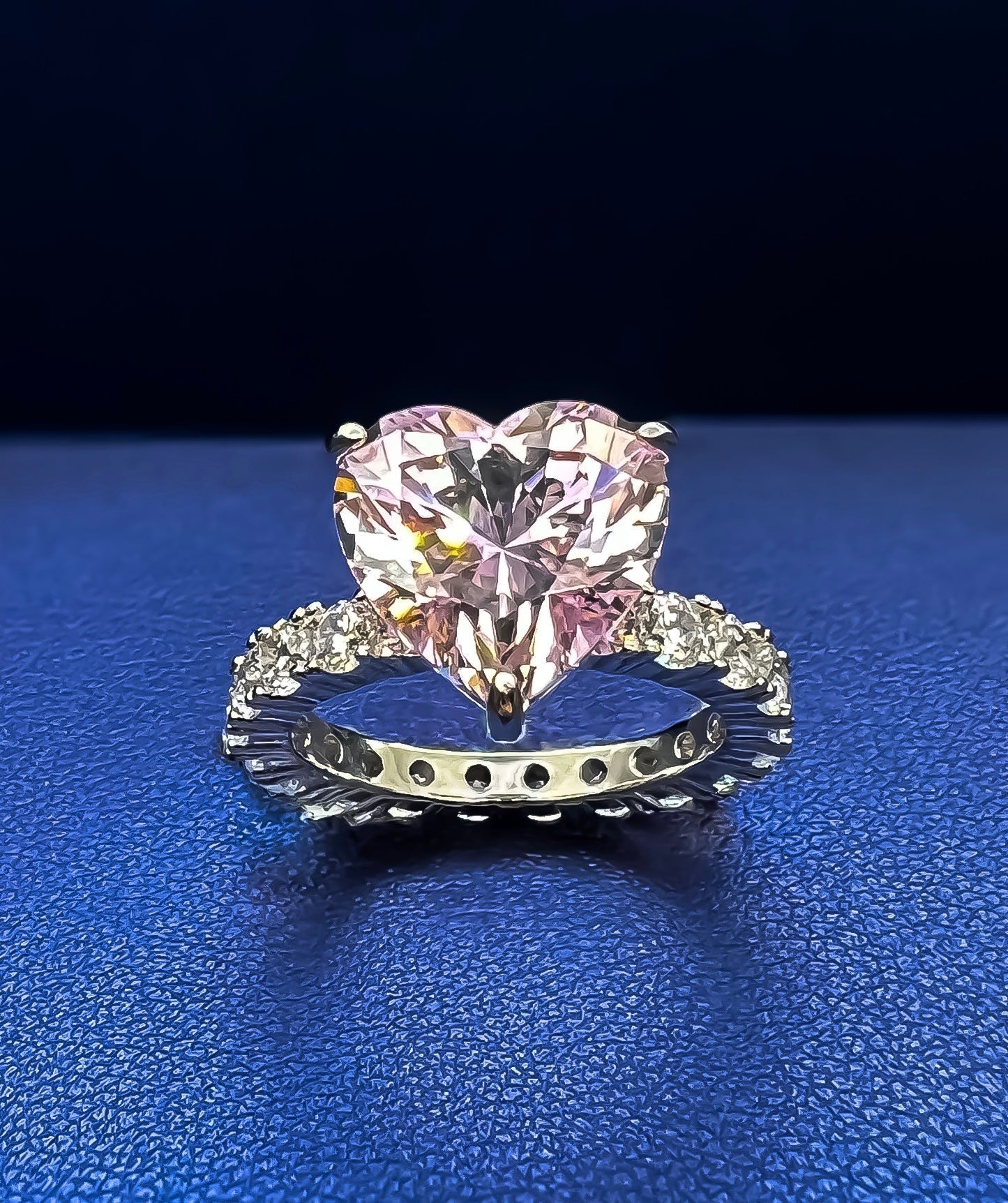 Delicate Heart Ring