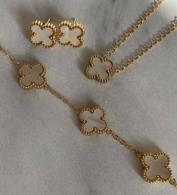 White Clover Jewelry Set – Elegant Necklace, Bracelet & Earrings